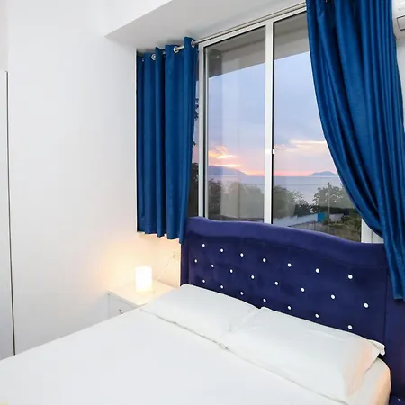 Aqua Blue 4* Vlore