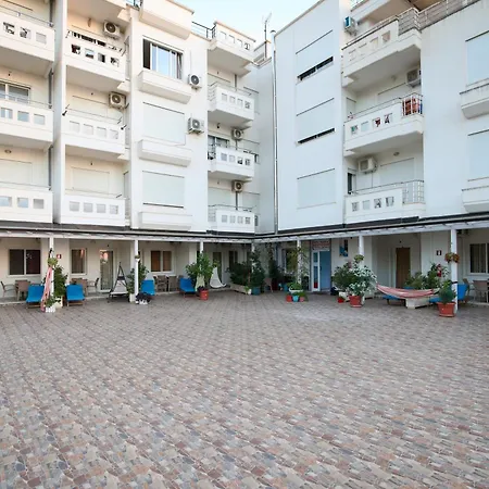 Aqua Blue Hotel Vlore