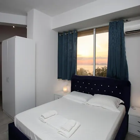Aqua Blue Hotel 4*