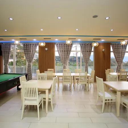 Hotel Aqua Blue 4*