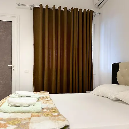 Aqua Blue Hotel