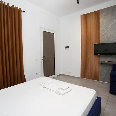 Hotel Aqua Blue