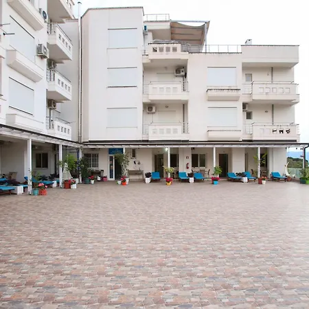 Hotel Aqua Blue