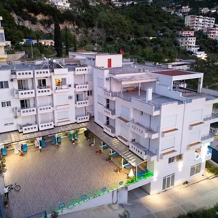 Aqua Blue 4*